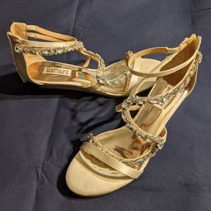 Badgley Mischka Sierra wedges ivory 9.5 $50 prom wedding